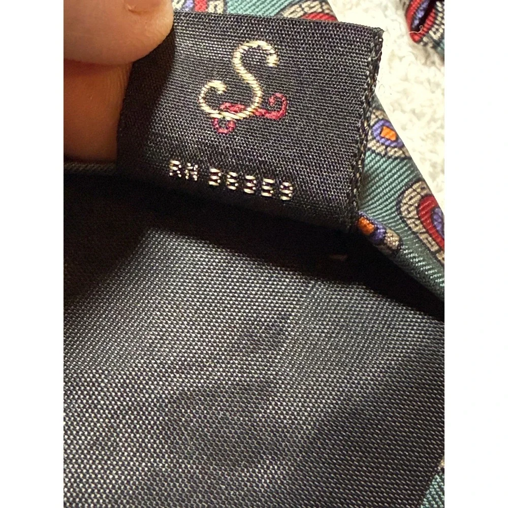 Raleighs Mens Silk Tie Teal Medallion Geometric Handmade USA English Foulard